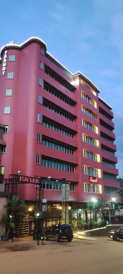 Yaahot Hotel Yaounde Exterior photo