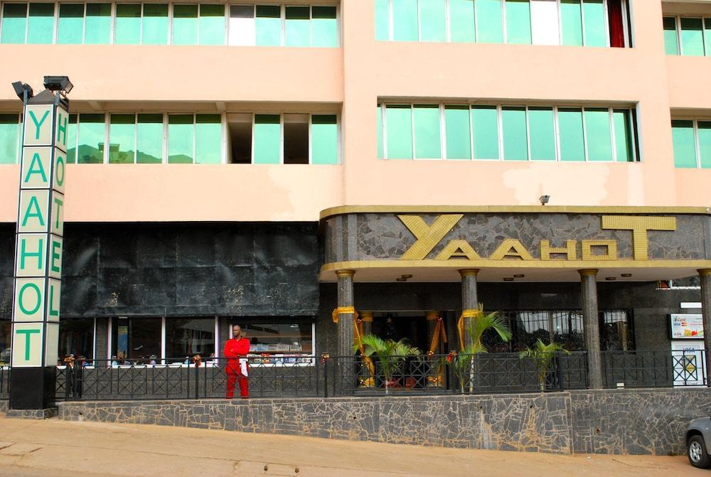 Yaahot Hotel Yaounde Exterior photo