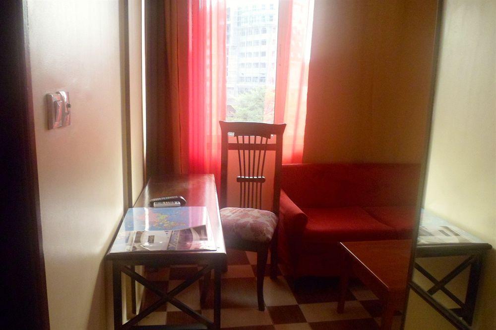 Yaahot Hotel Yaounde Exterior photo